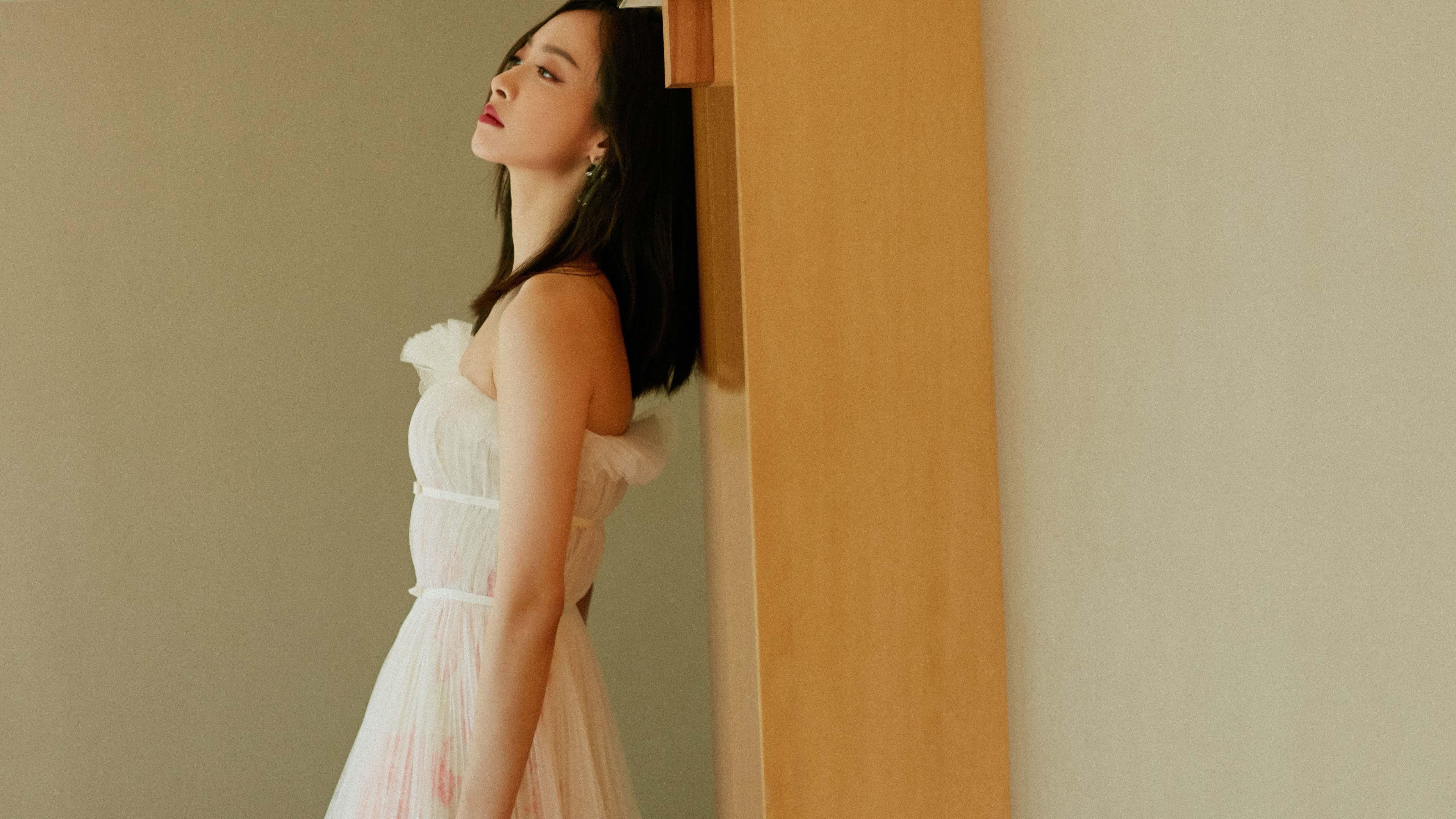 _开幕式盛况：多彩舞台点亮运动激情_，精彩开幕式