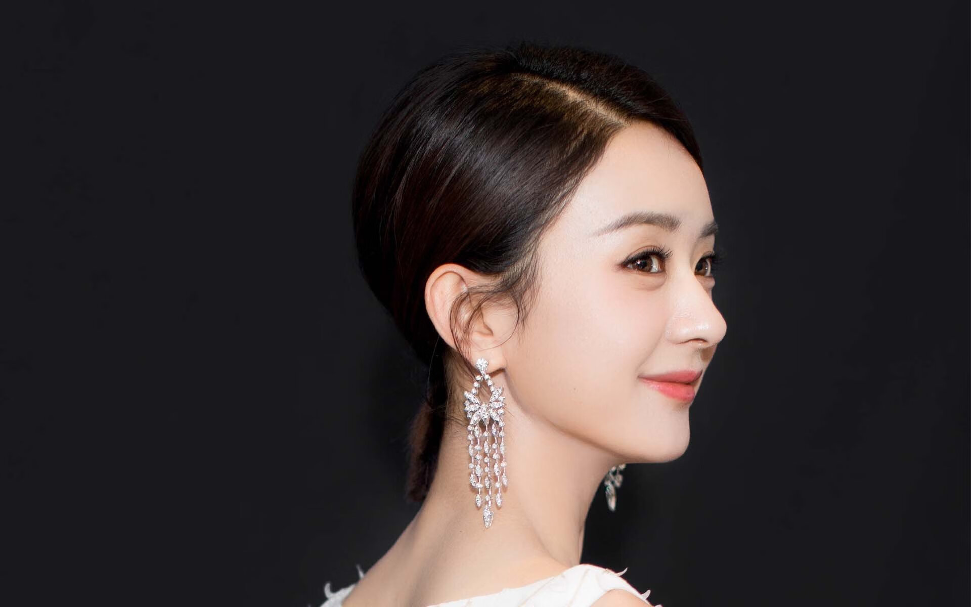 Kaiyun(中国)开云-_青少年极限滑板：挑战自我，青春无限_，极限青春滑板动作名称