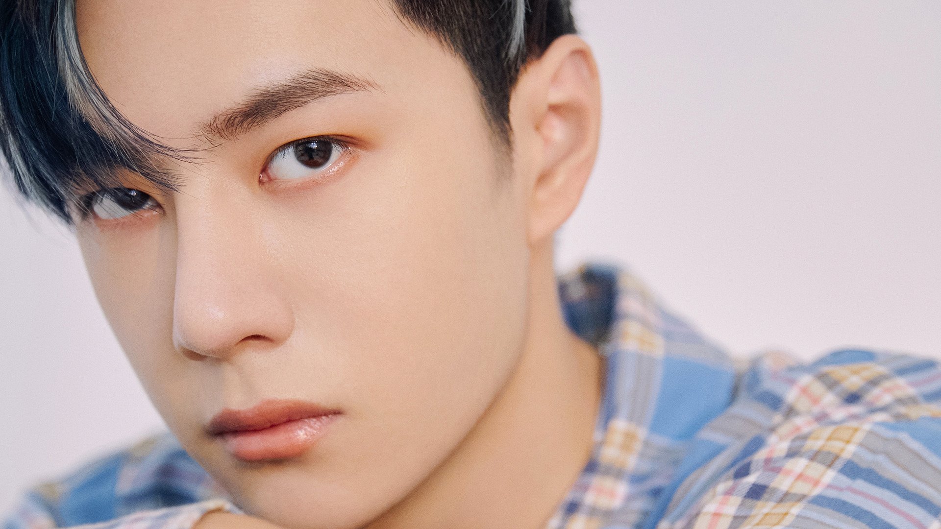 kaiyun官方网站-哈登持球时间减少更多依赖挡拆体系，哈登全能表现盘活全队 三分手感成伤退前遗