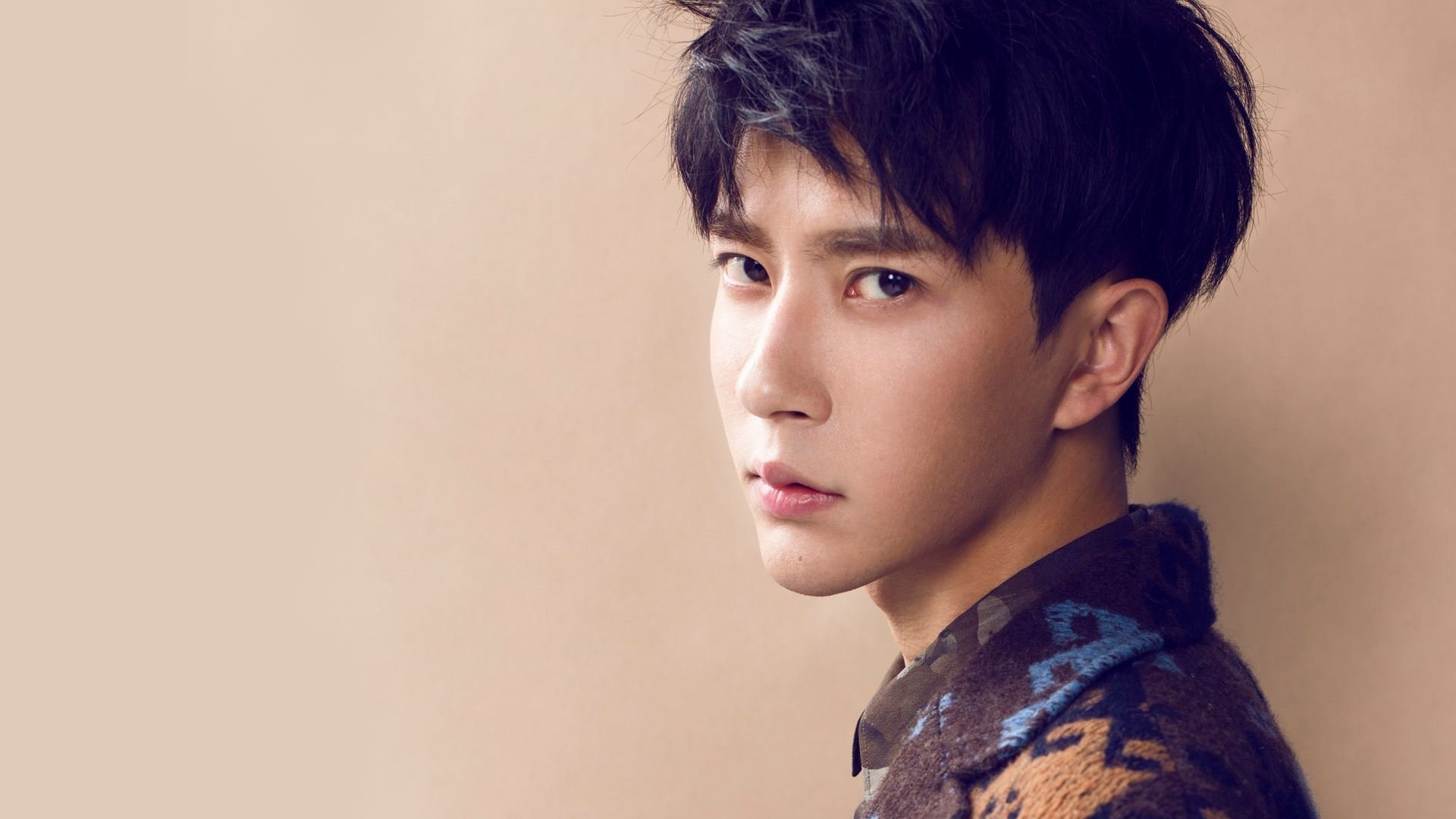 隆戈:全黑队历史上最具影响力的球员之一,传世传奇,隆戈斯干红葡萄酒价格